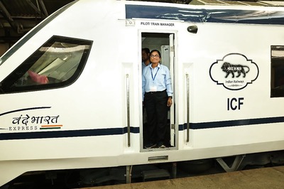 Railways Recruited Only 12,409 Women as Compared to 1.64 Lakh Men Between 2018 and 2023, Lok Sabha Told