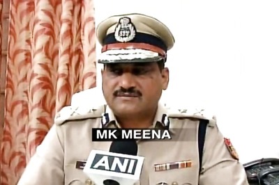 Delhi HC stays non-bailable warrant issued against ACB Chief MK Meena till September 23