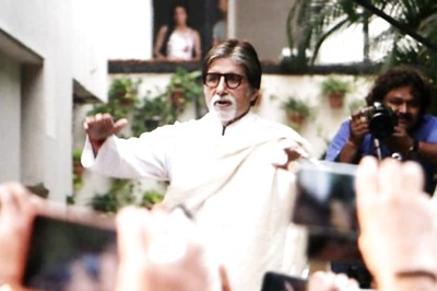 Amitabh Bachchan Sponsors 10 Buses For UP Migrants