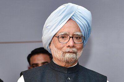 Former PM Manmohan Singh Admitted in AIIMS After Complaining of Chest Pain