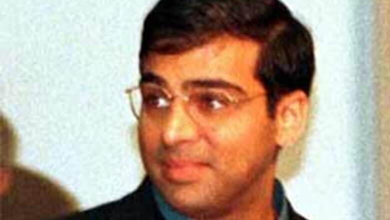 Anand crushes Kramnik, rises to third in Corus