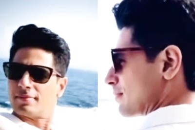 Sidharth Malhotra Is 'Chiki Chaka-ing' in Istanbul, Says 'Give Me the Sun'; Kiara Advani Reacts