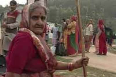 Jabalpur youth does a Shravan Kumar