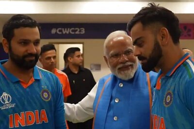 Watch: PM Modi Consoles Rohit and Kohli in Indian Dressing Room, Invites Team to Meet Him in Delhi