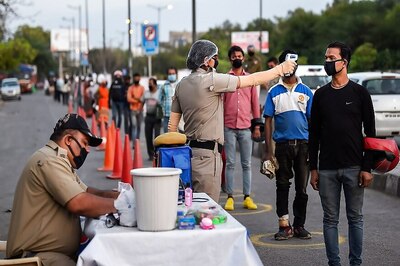 Amid Lockdown ,AAP Jangpura MLA Video Calls Coronavirus Patients, Assures Issues to be Resolved Soon