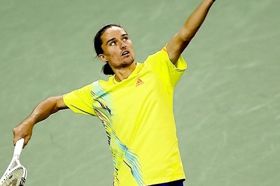 Top seed Dolgopolov suffers shock defeat at Kremlin Open