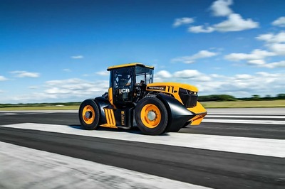 Now an F1-Inspired JCB Tractor with a Top-Speed of 166kph - Watch Video