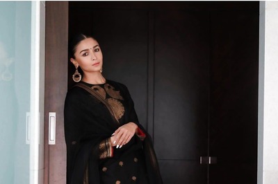 Makar Sankranti 2022: Spruce Up Your Festive Look With These Celebrity-Inspired Outfits in Black