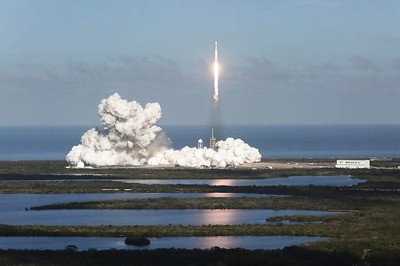 SpaceX Launches Twin NASA Probes to Track Earth’s Water