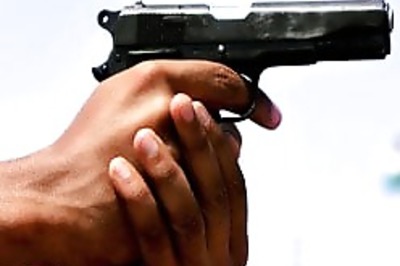 Congress corporator shot dead