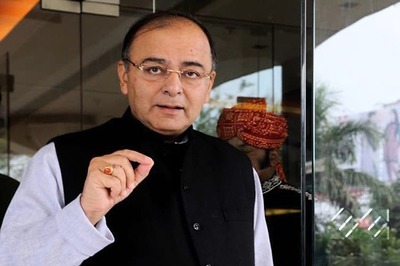 US Visa Fee Hike Targeted at Indian IT Companies: Jaitley