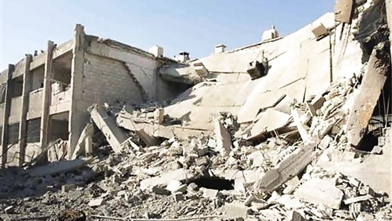 Syrian army pounds Damascus suburbs, flights to resume