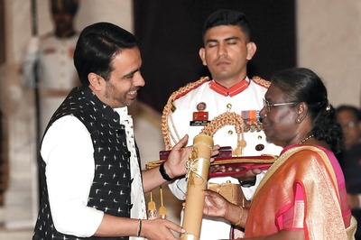 Prez Murmu Confers Bharat Ratna on Ex-PMs Narasimha Rao, Charan Singh & 2 Others Posthumously