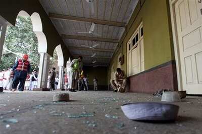 Blasts in two Pakistan mosques kill 70