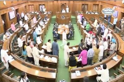 Protestors Breach Security Cordon to Enter Delhi Assembly, Speaker Terms it 'Hooliganism'