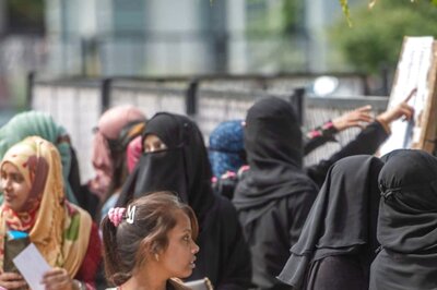 Hijab Row Resurfaces: Tension in Karnataka College as Student Sends Pakistan Flag on WhatsApp Group