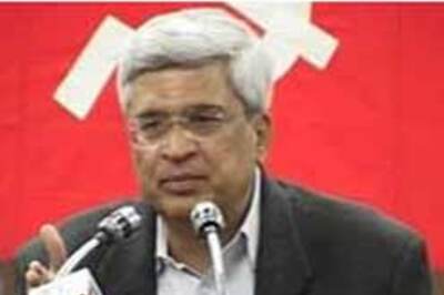 Karat apologises for Kerala CM's 'dog' remark