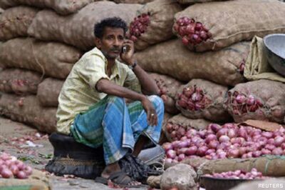 India has 70.6 crore mobile connections: TRAI