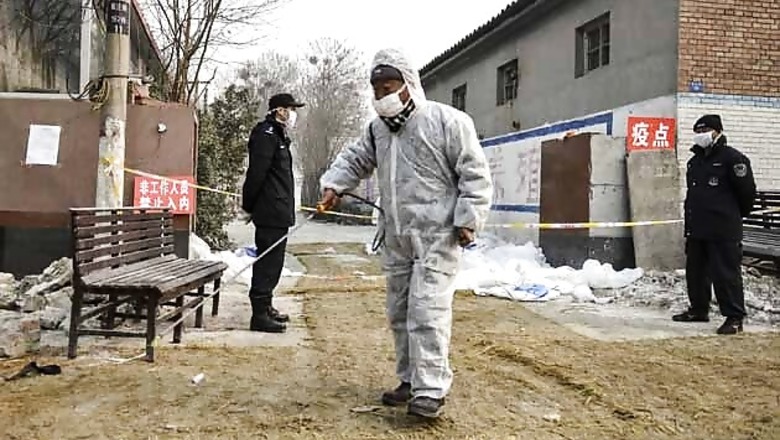 Hong Kong confirms first death from H7N9 bird flu