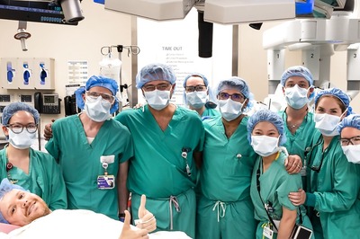 Man Witnesses His Kidney Surgery, Calls The Experience 'Pretty Cool'