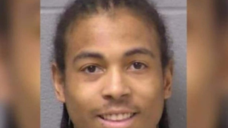 Chicago Cops Hunt Man Who Killed Eight People at Three Locations over Two Days