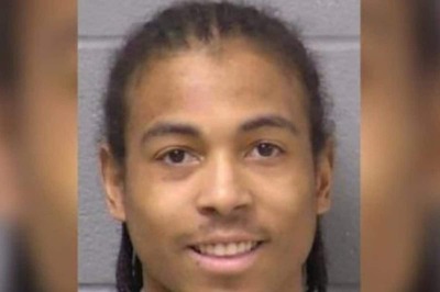 Chicago Cops Hunt Man Who Killed Eight People at Three Locations over Two Days