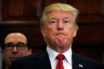 Russian Offering Info on President Trump Bilked US Spies Out of Money: NY Times