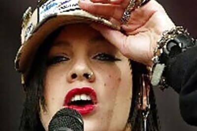 US pop star Pink weds motocross racer