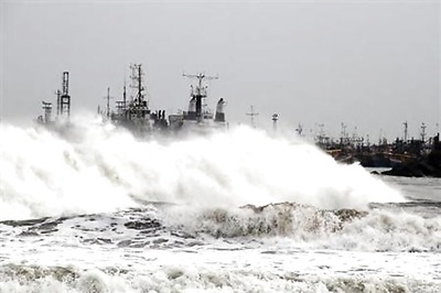 Odisha: Railway signal, high-tension towers, platforms damaged due to cyclone Phailin