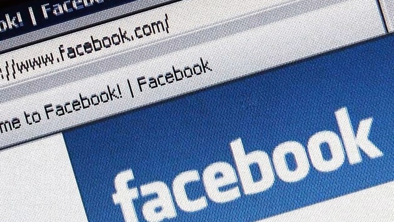 Facebook Timeline and Pages inaccessible, complain users