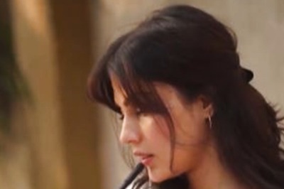 Rhea Chakraborty Begins 2022 by Writing a Note to Herself: You Are Your Own Best Support