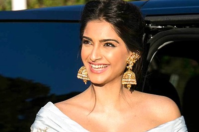 Sonam Kapoor Has Not Signed Any Hollywood Project