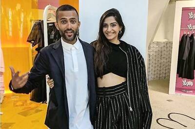 Sonam Kapoor Spends Time with Husband Anand Ahuja, Parents-in-law in London, See Pics