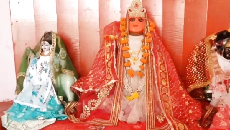 At This Bhopal Temple, Devotees Offer Footwear As Gift To Goddess