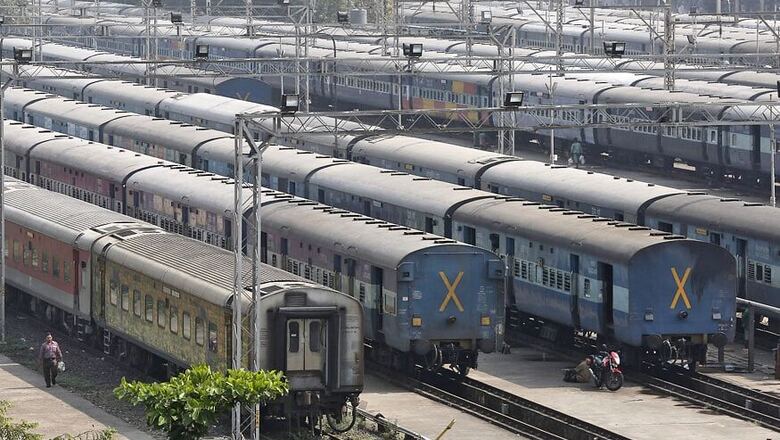 Jhelum Express Derails in Punjab, 3 People Injured