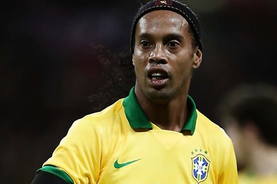 Ronaldinho dropped by Brazil, Kaka recalled