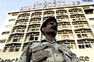 Bhutto murder threatens to derail Pak markets