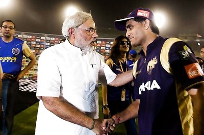 Modi keeps riots probe team guessing, waiting