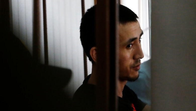 Taxi Driver Says Drove Into People in Moscow After Mixing up Gas, Brake Pedals