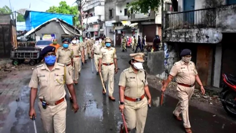Mumbai Cop Who Rushed Sakinaka Rape Victim to Hospital Felicitated