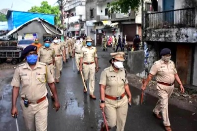 Mumbai Cop Who Rushed Sakinaka Rape Victim to Hospital Felicitated