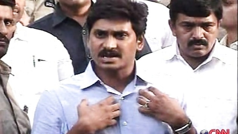 CBI takes Jagan Reddy for interrogation