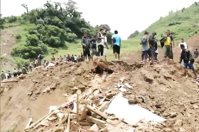 6 Killed, 26 Missing After Landslide in Nepal Mountains