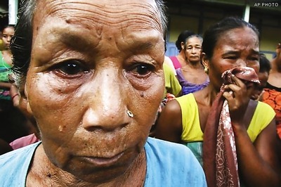 Central team visits Assam, reviews security