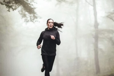 7 Must-Have Items To Boost The Effectiveness Of Your Morning Walks Or Runs