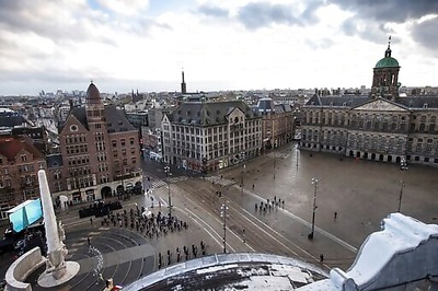 Dutch King Lays Remembrance Day Wreath Honoring War Dead