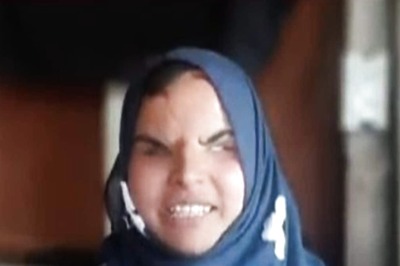 'Faced Many Challenges But...': J&K's Insha, Who Lost Eyesight in Pellet Gun Attack, Clears Class 12 Exam