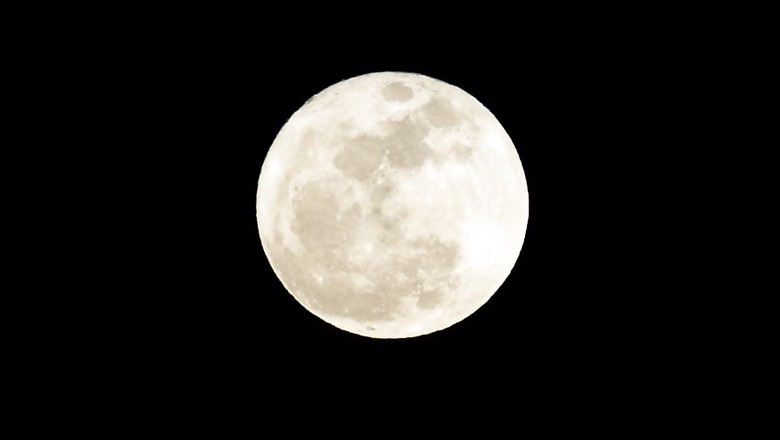 China to Launch Lunar Space Probe Before Year's End