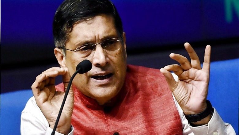 CEA Should Be One Who Believes in Indian Ethos, Values: RSS Affiliate