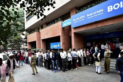 Rajya Sabha MP Holds March in Support of Demonetisation